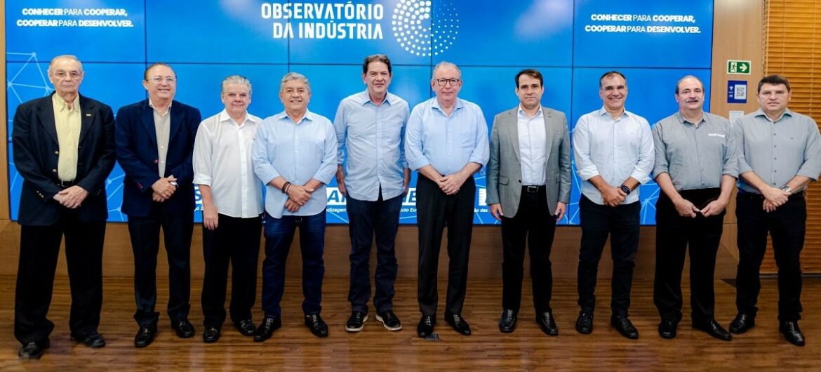 Cid Gomes participa de reunião na FIEC para tratar sobre hidrogênio verde